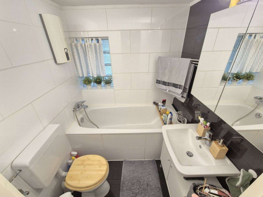 Bad EG Doppelhaush�lfte Oberhausen
