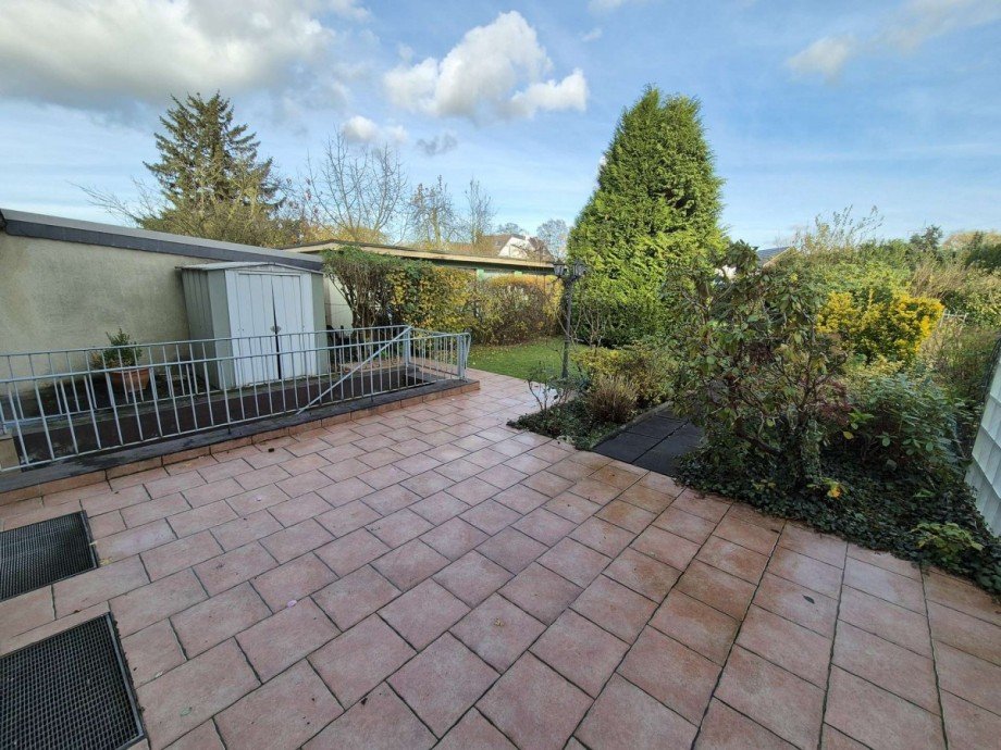 Terrasse Doppelhaush�lfte Oberhausen