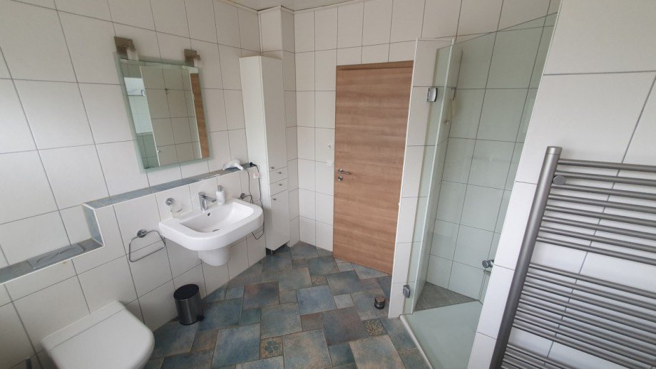 Bad EG Zweifamilienhaus Dinslaken