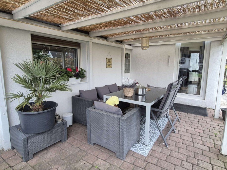 �berdachte Terrasse Doppelhaush�lfte Oberhausen