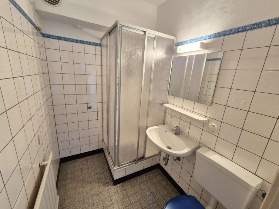 Bad Schlafzimmer Doppelhaush�lfte Oberhausen