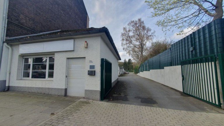 Front neu Essen Halle / Lager / Produktion VERMIETET! Lager- und Gewerbehalle mit B�ro und Freifl�che E-Kray!