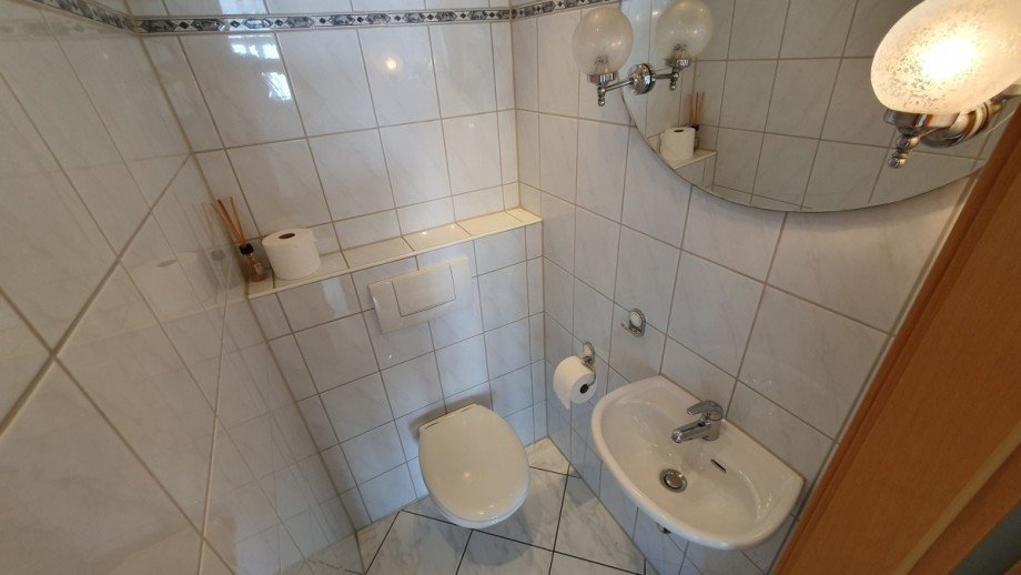 G�ste-WC Dachgeschosswohnung Dinslaken