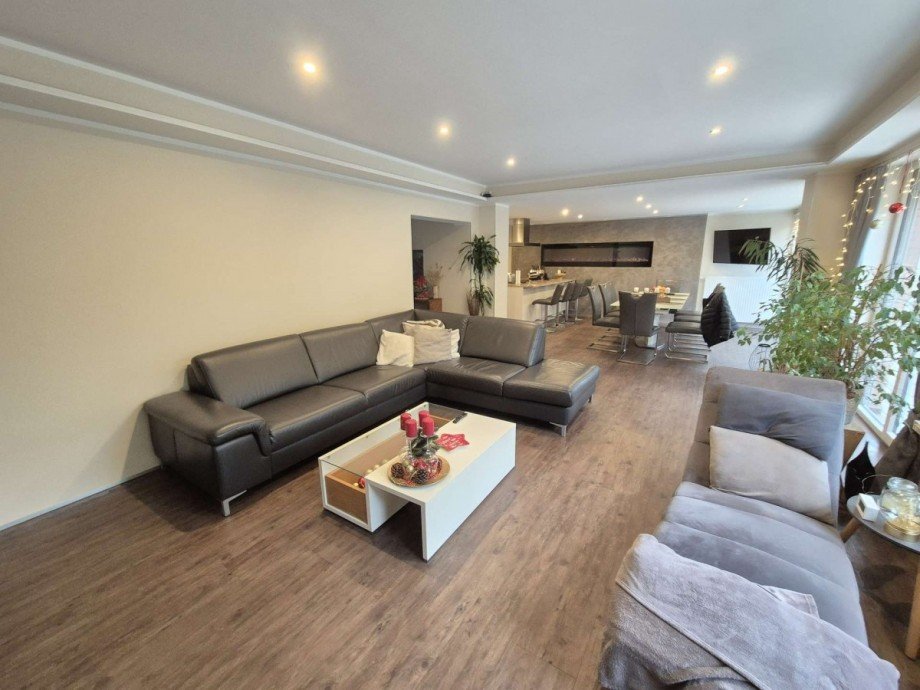 Wohnen EG Zweifamilienhaus Oberhausen