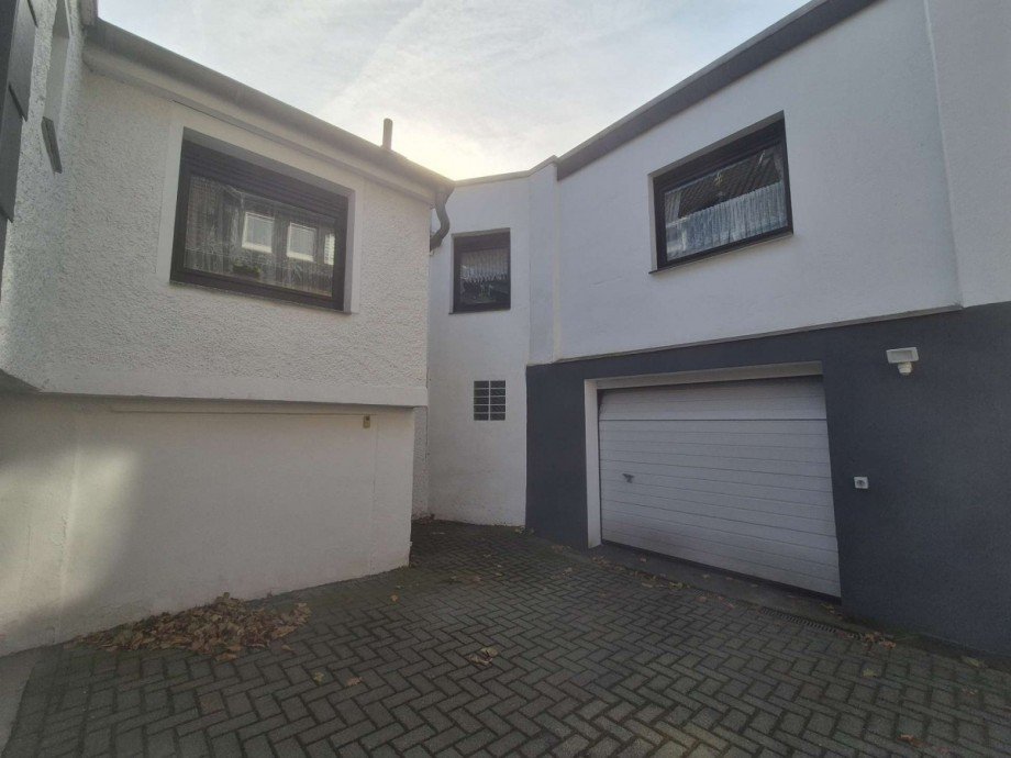 Seitenansicht Doppelhaush�lfte Oberhausen