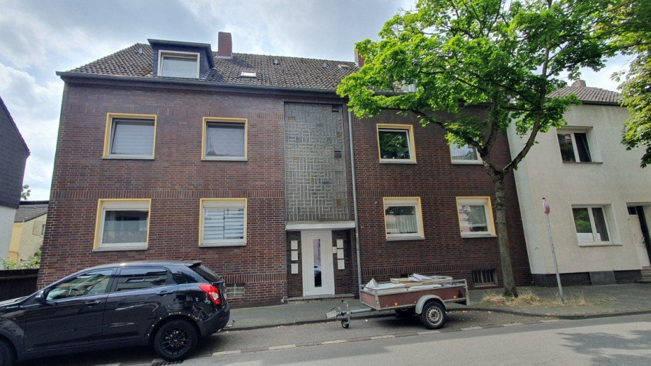 Front Etagenwohnung Duisburg