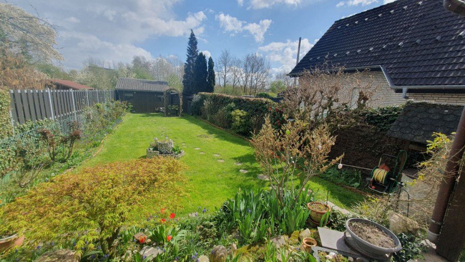 Garten Doppelhaush�lfte Duisburg