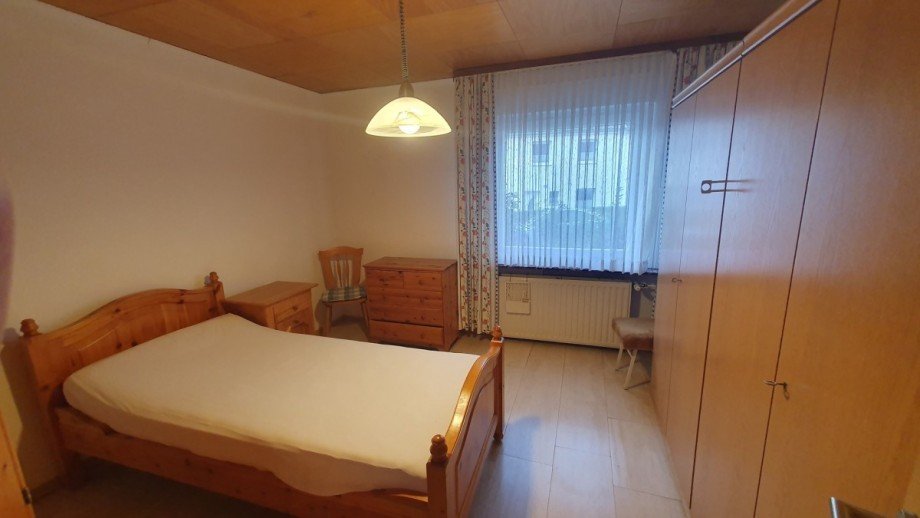 Schlafzimmer EG Reihenendhaus Oberhausen
