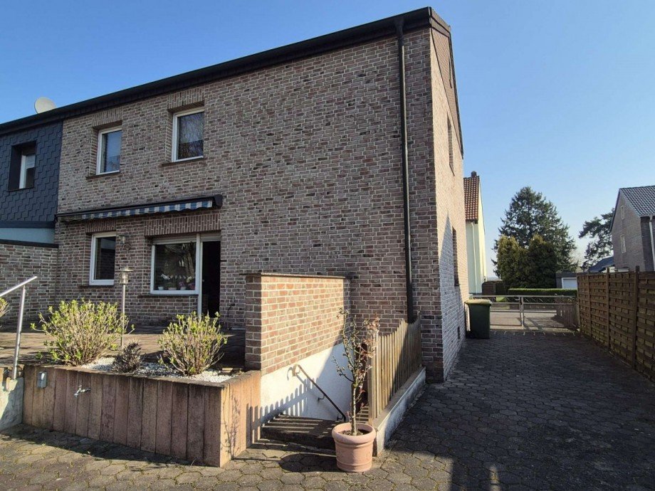 R�ckansicht Reihenendhaus Oberhausen