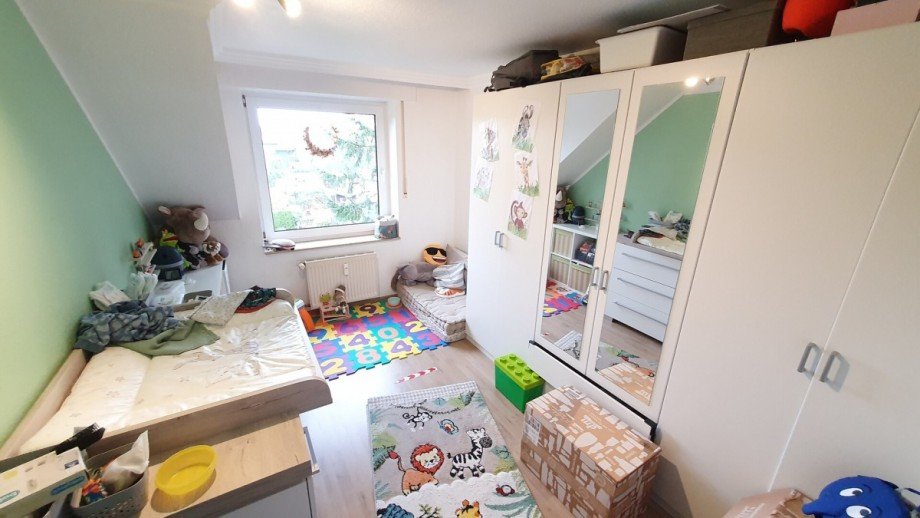 Kind Dachgeschosswohnung Oberhausen