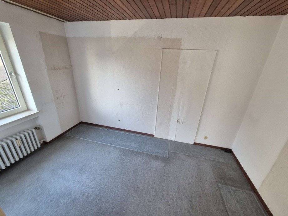 Ankleide, Kind Doppelhaush�lfte Oberhausen