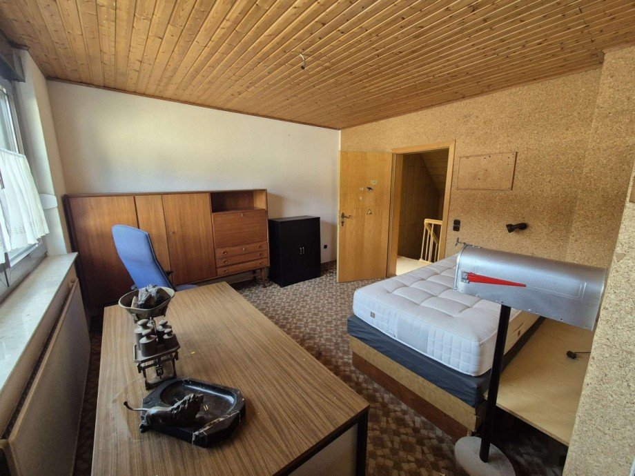 Zimmer DG Doppelhaush�lfte Oberhausen